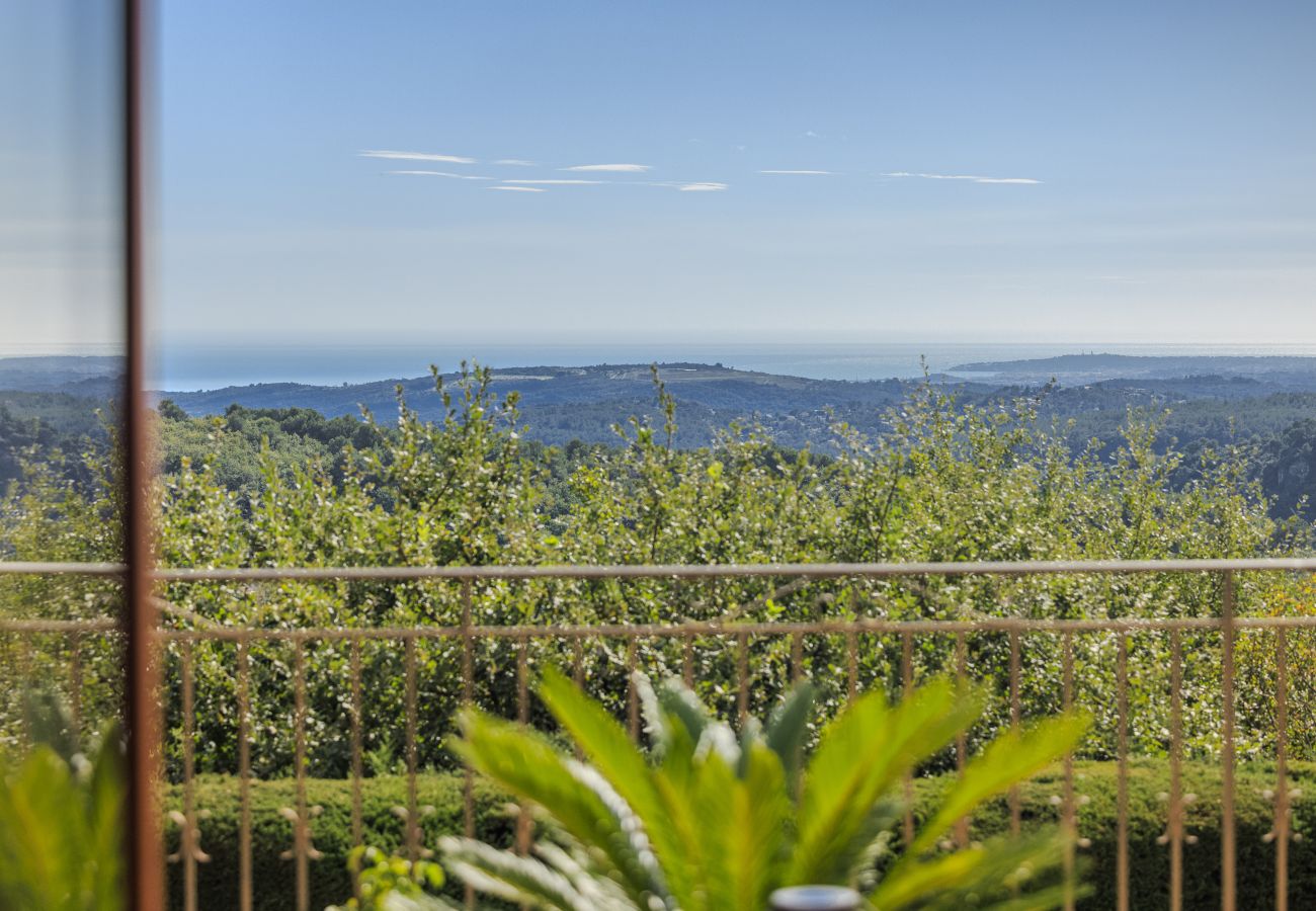 Villa à Tourrettes-sur-Loup - VILLA OASIS