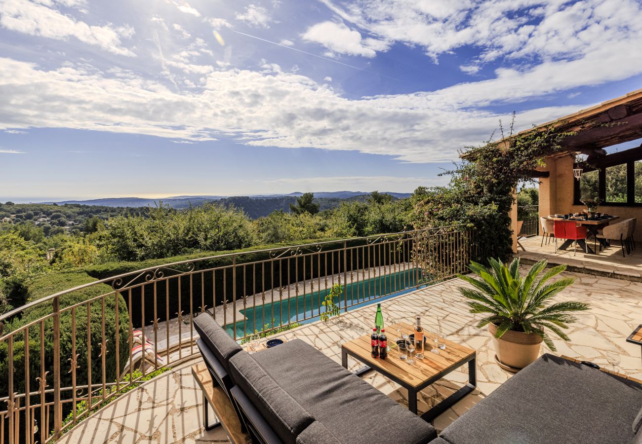 Villa à Tourrettes-sur-Loup - VILLA OASIS