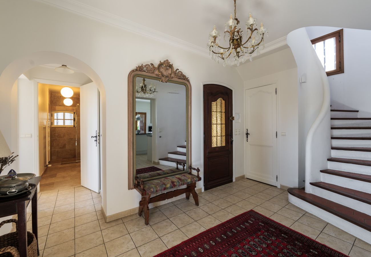 Villa à Tourrettes-sur-Loup - VILLA VIRETTES