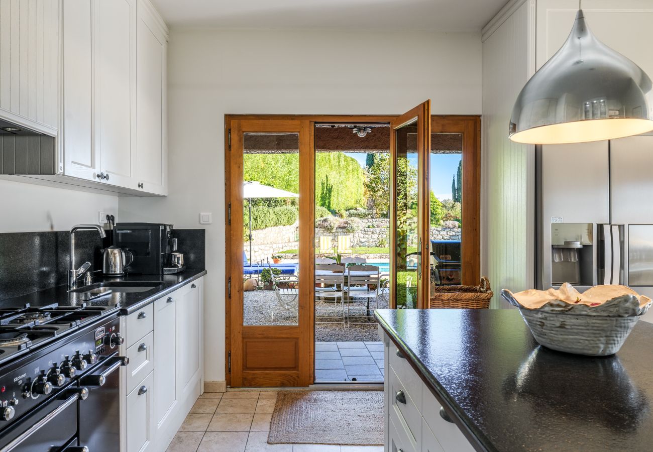 Villa à Tourrettes-sur-Loup - VILLA VIRETTES