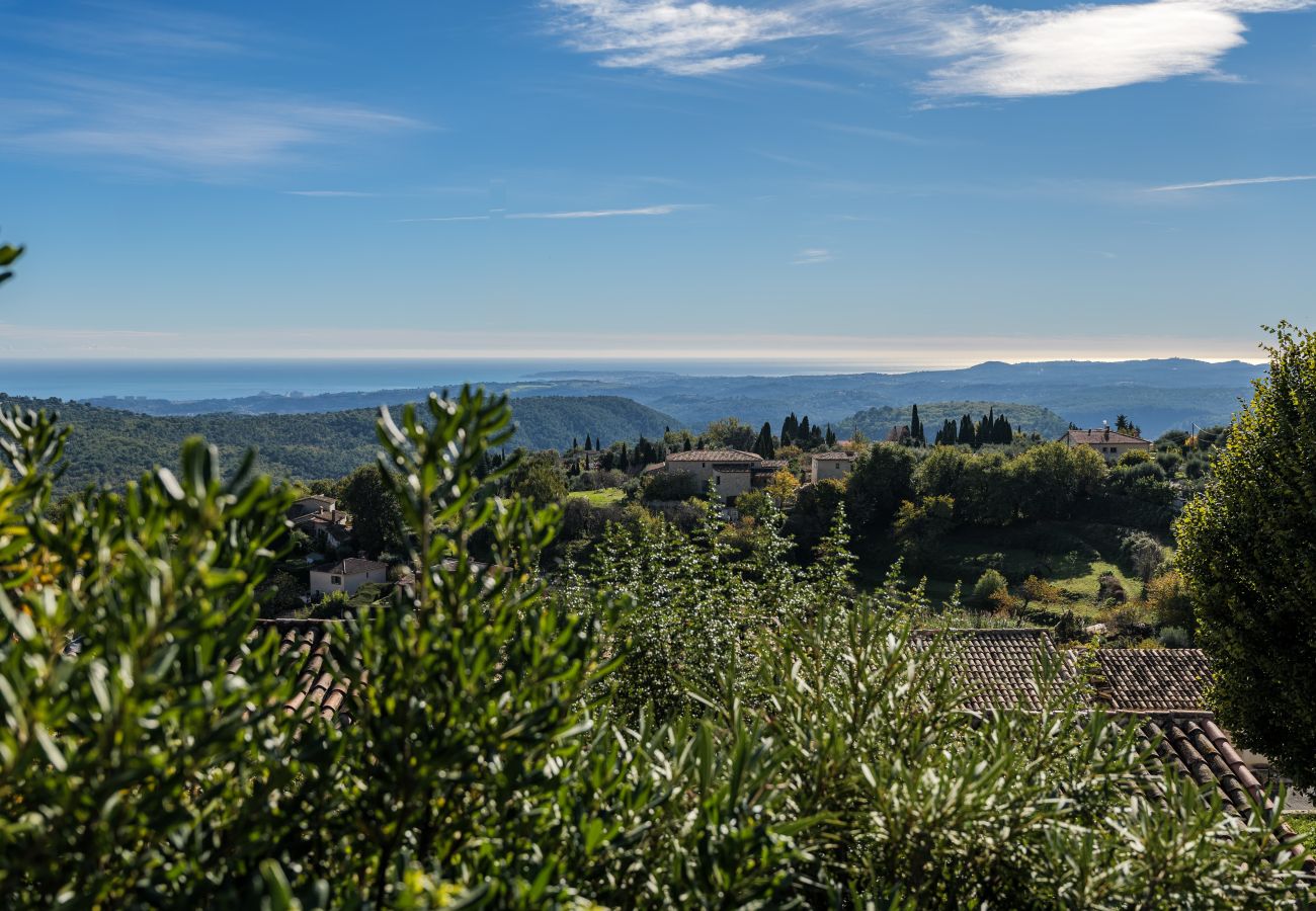 Villa à Tourrettes-sur-Loup - VILLA VIRETTES