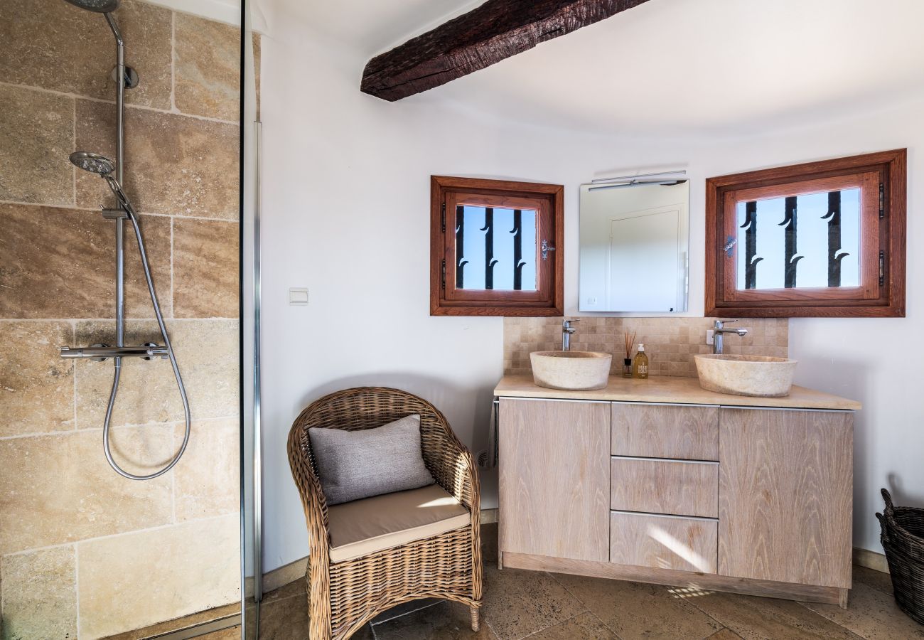 Villa à Tourrettes-sur-Loup - VILLA VIRETTES