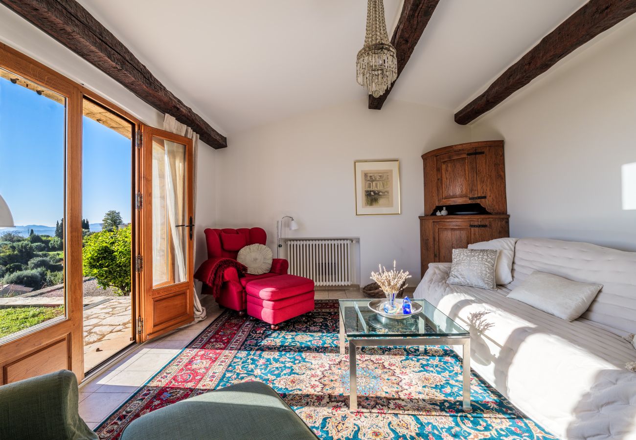 Villa à Tourrettes-sur-Loup - VILLA VIRETTES