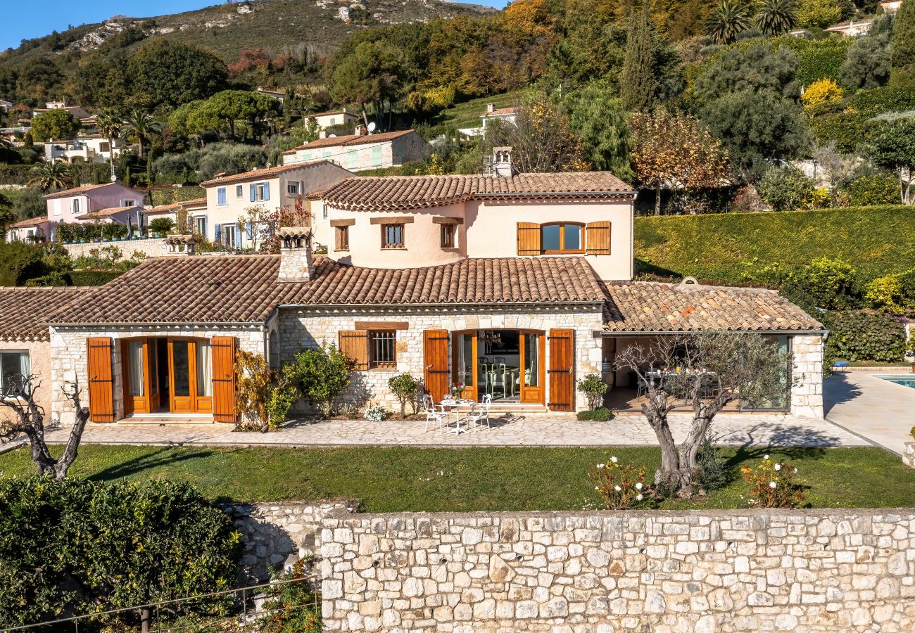 Villa à Tourrettes-sur-Loup - VILLA VIRETTES