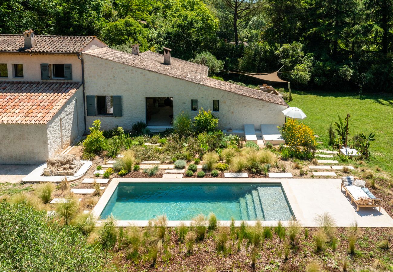 Villa à Tourrettes-sur-Loup - VILLA HEALTH