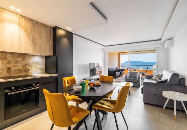 Appartement à Mandelieu-la-Napoule - APT MEDICIS