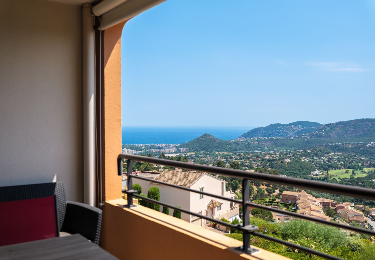 Appartement à Mandelieu-la-Napoule - APT MEDICIS