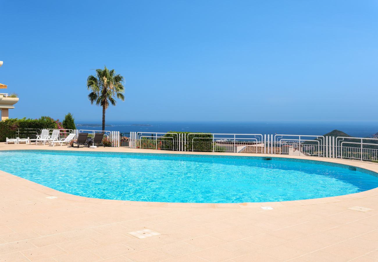 Appartement à Mandelieu-la-Napoule - APT MEDICIS