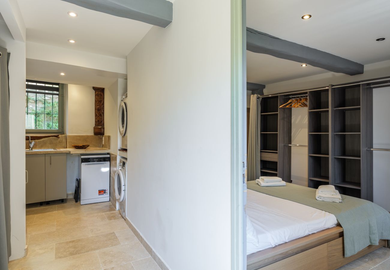 Appartement à Tourrettes-sur-Loup - APT LA FONTAINE