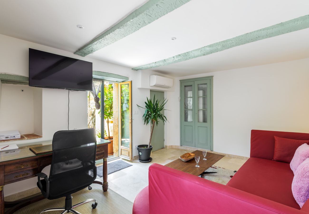 Appartement à Tourrettes-sur-Loup - APT LA FONTAINE