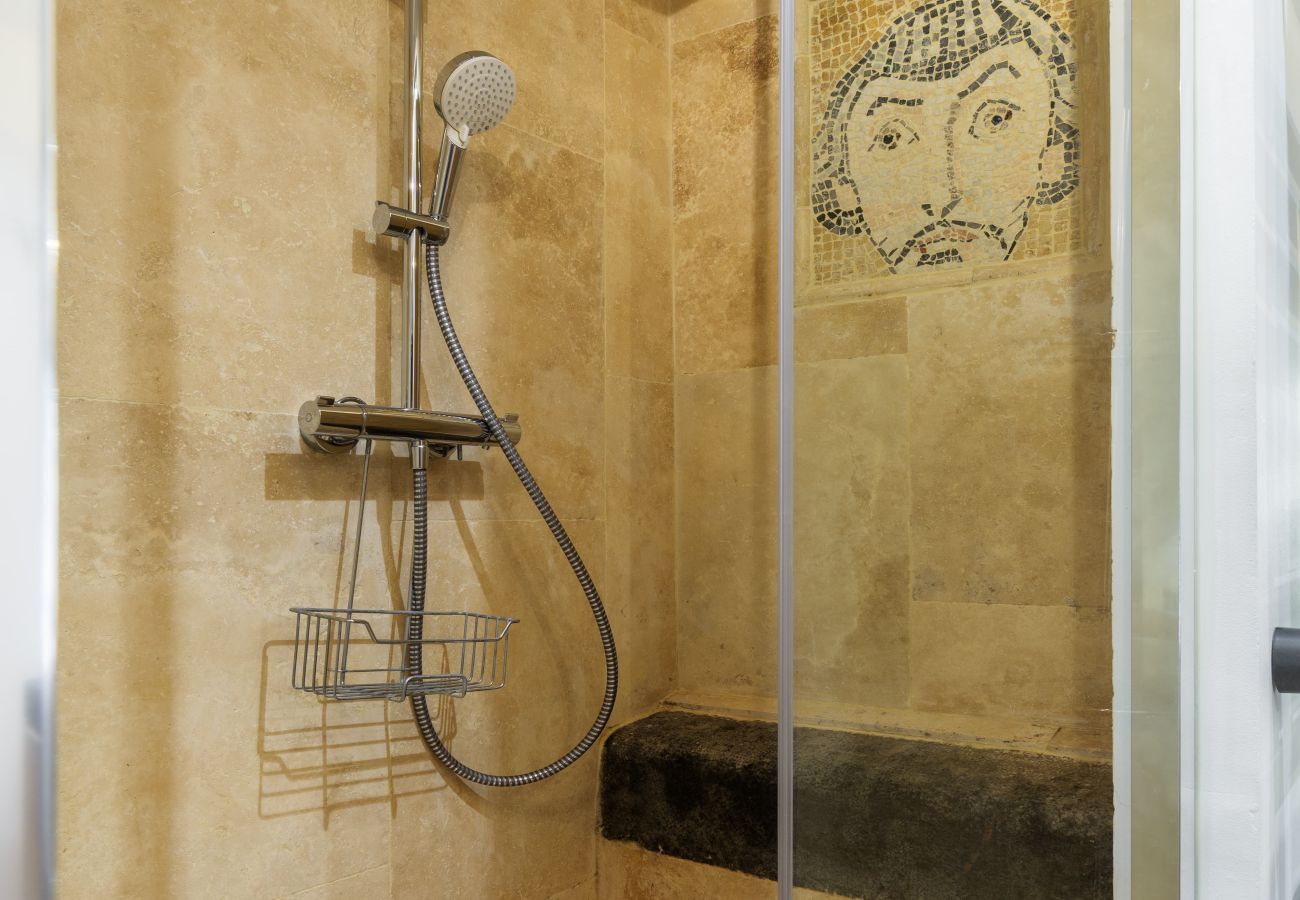Appartement à Tourrettes-sur-Loup - APT LA FONTAINE