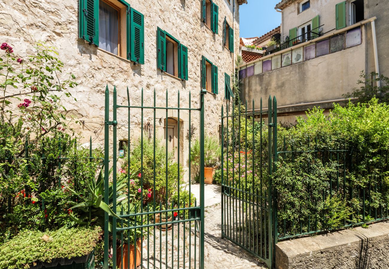 Appartement à Tourrettes-sur-Loup - APT LA FONTAINE