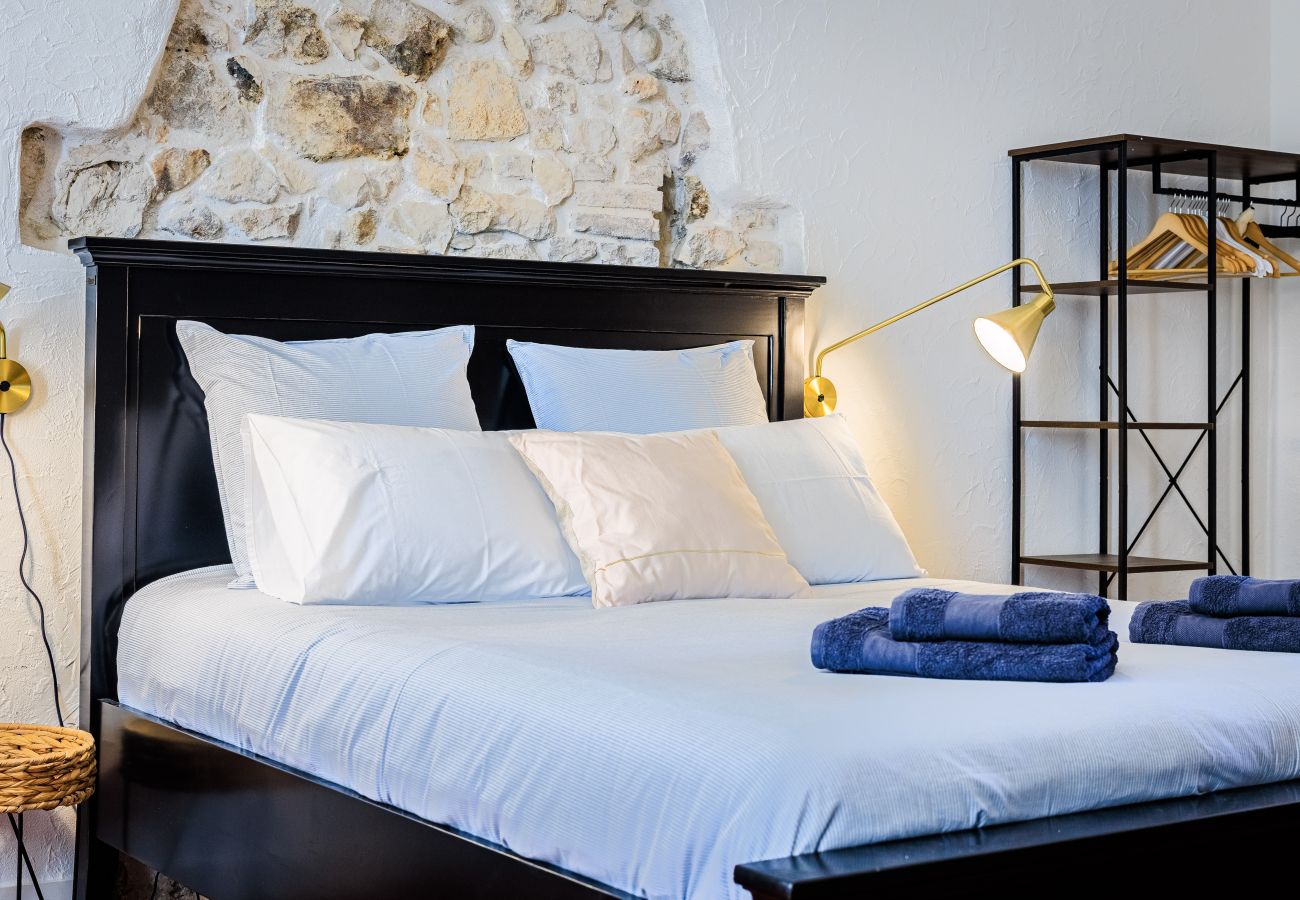 Appartement à Saint Paul de Vence - APT COCTEAU