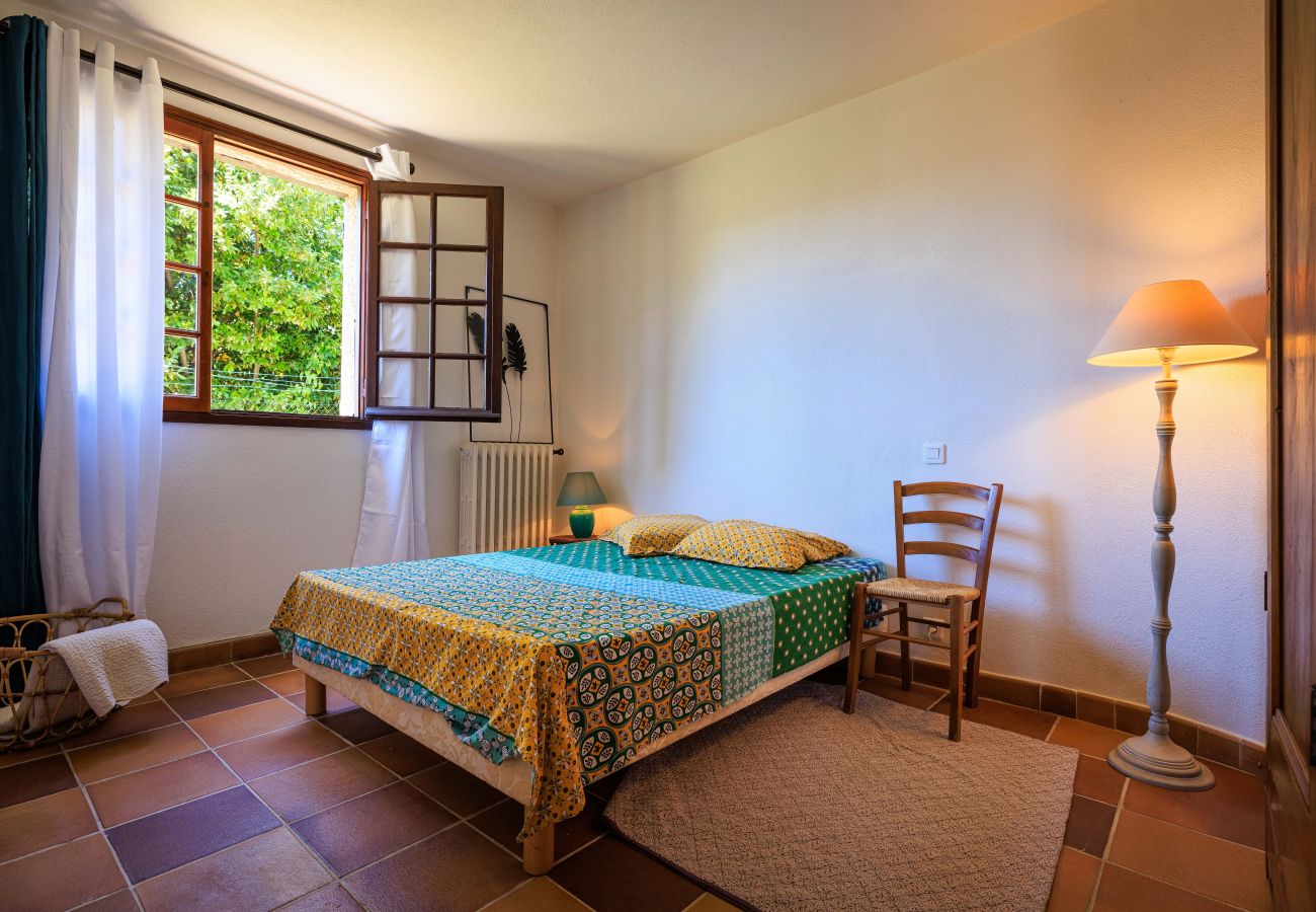 Maison à Tourrettes-sur-Loup - MAISON CANORGUES