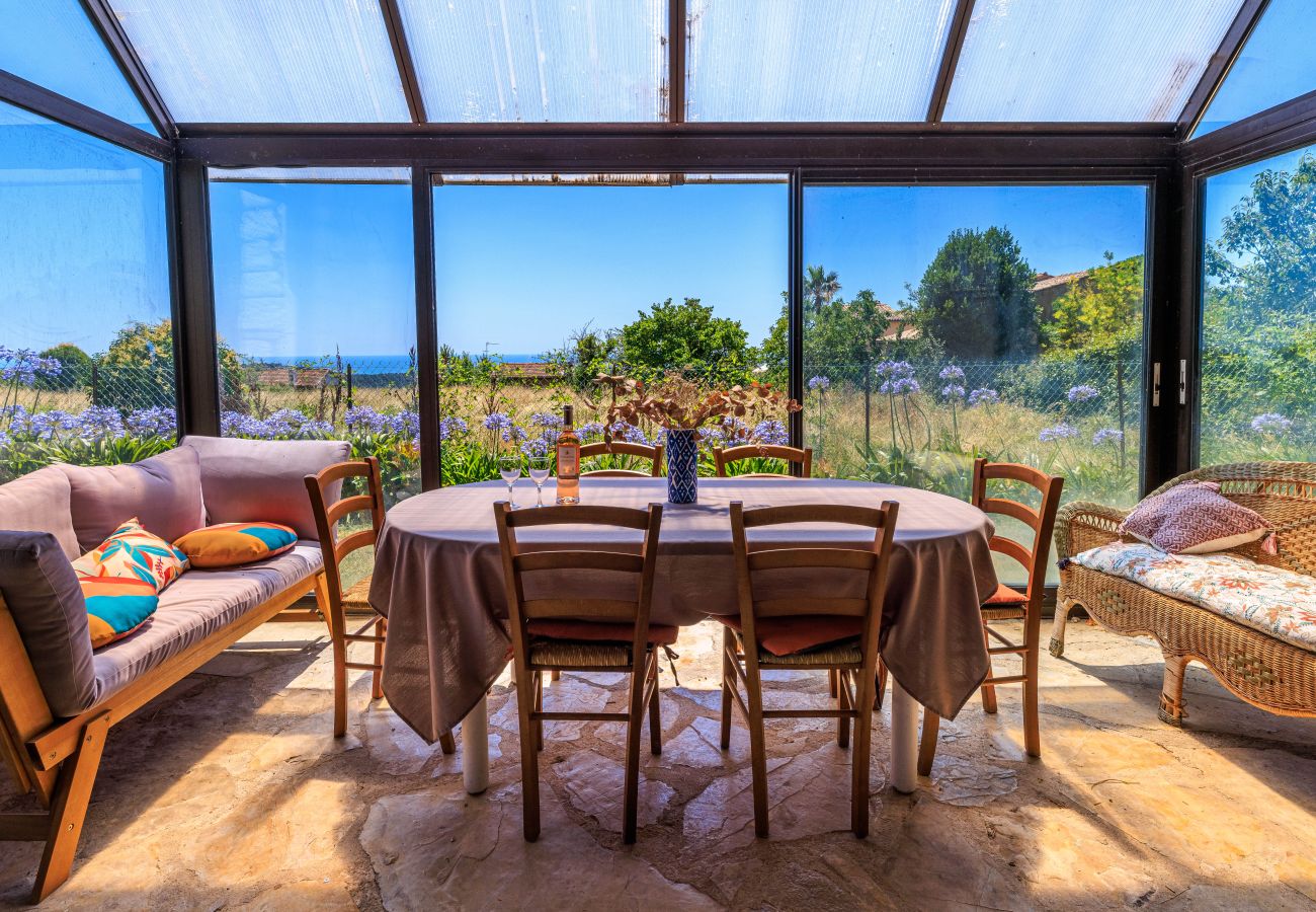 Maison à Tourrettes-sur-Loup - MAISON CANORGUES