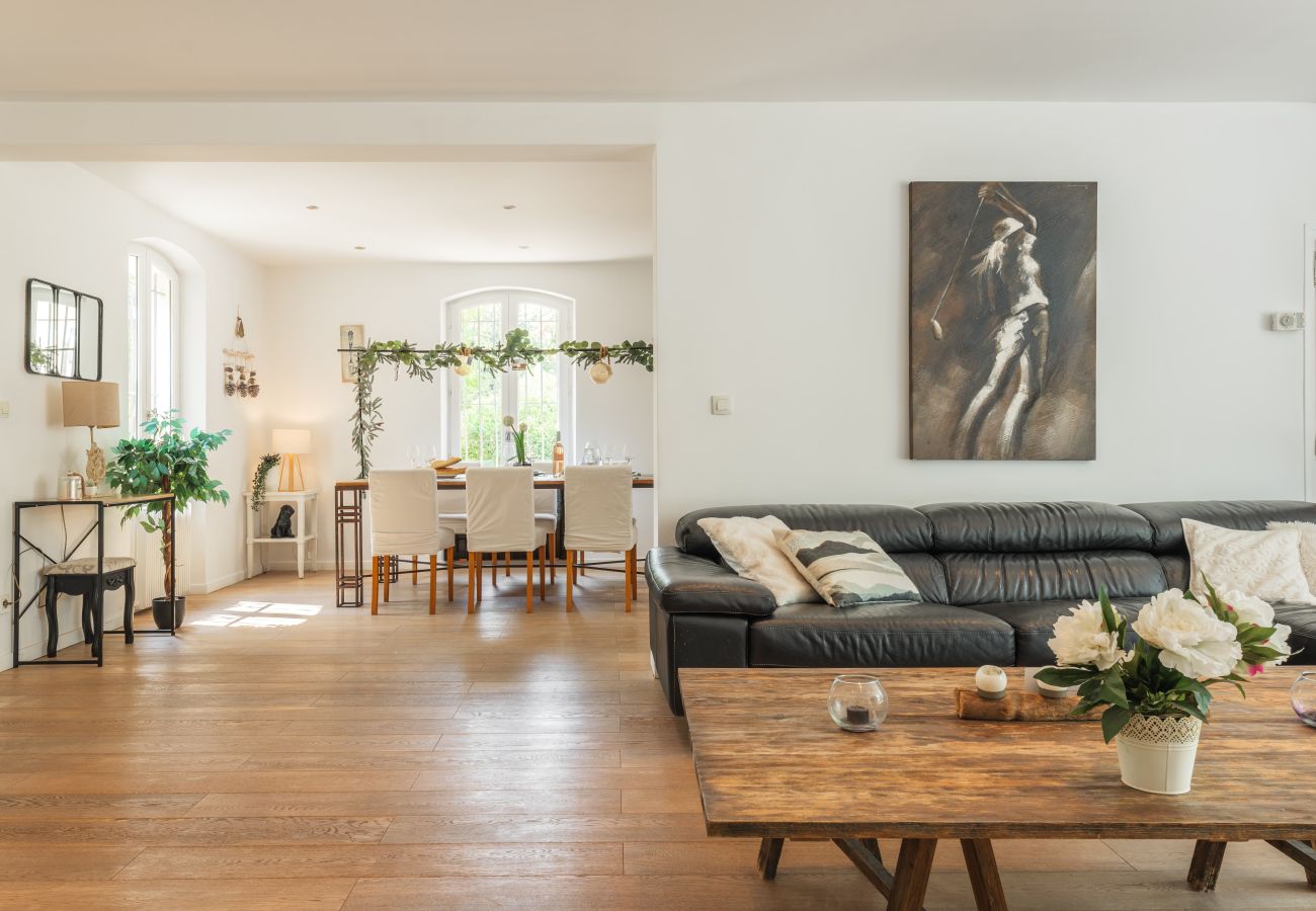 Maison à Roquefort-les-Pins - VILLA MAZAL