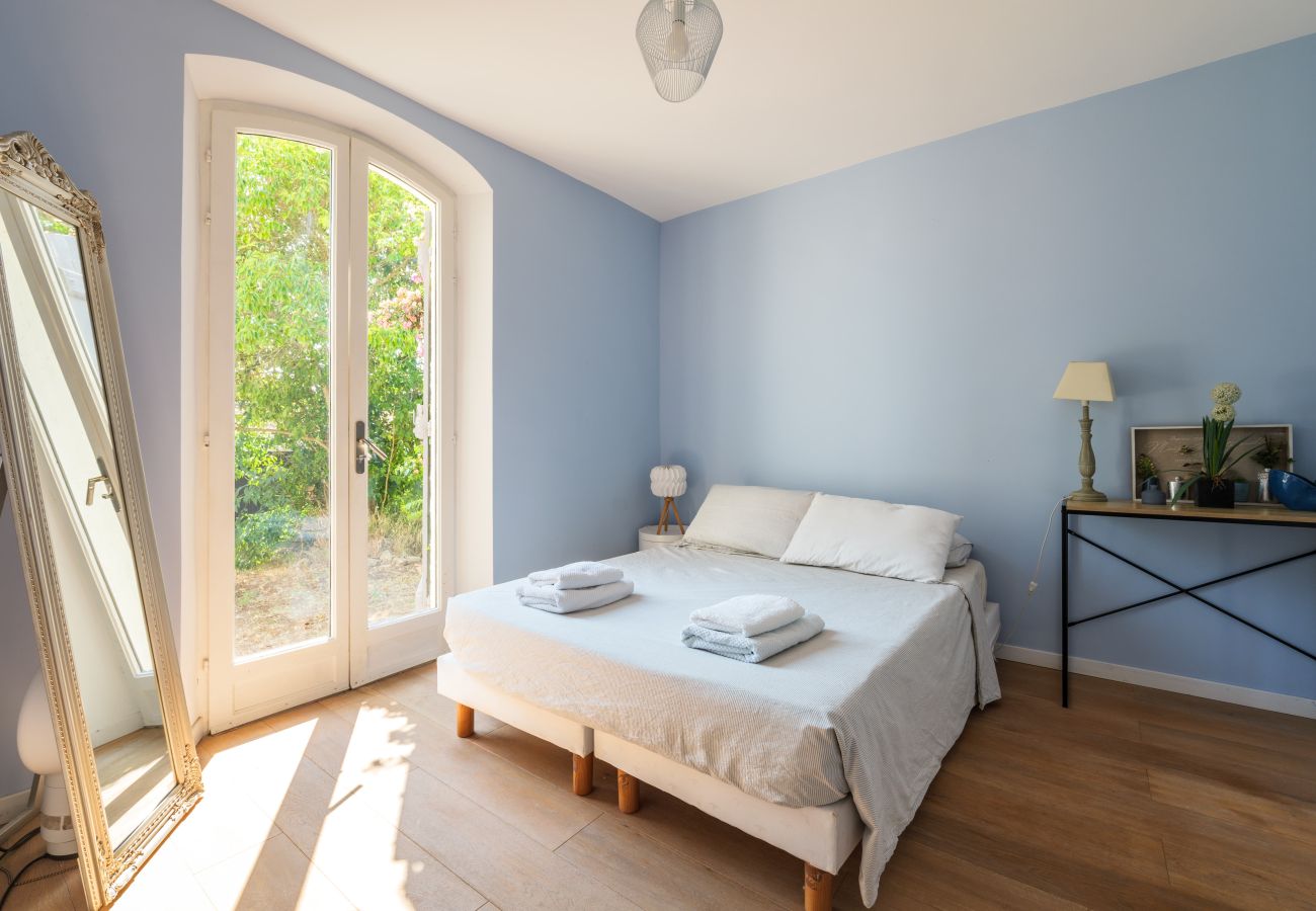 Maison à Roquefort-les-Pins - VILLA MAZAL