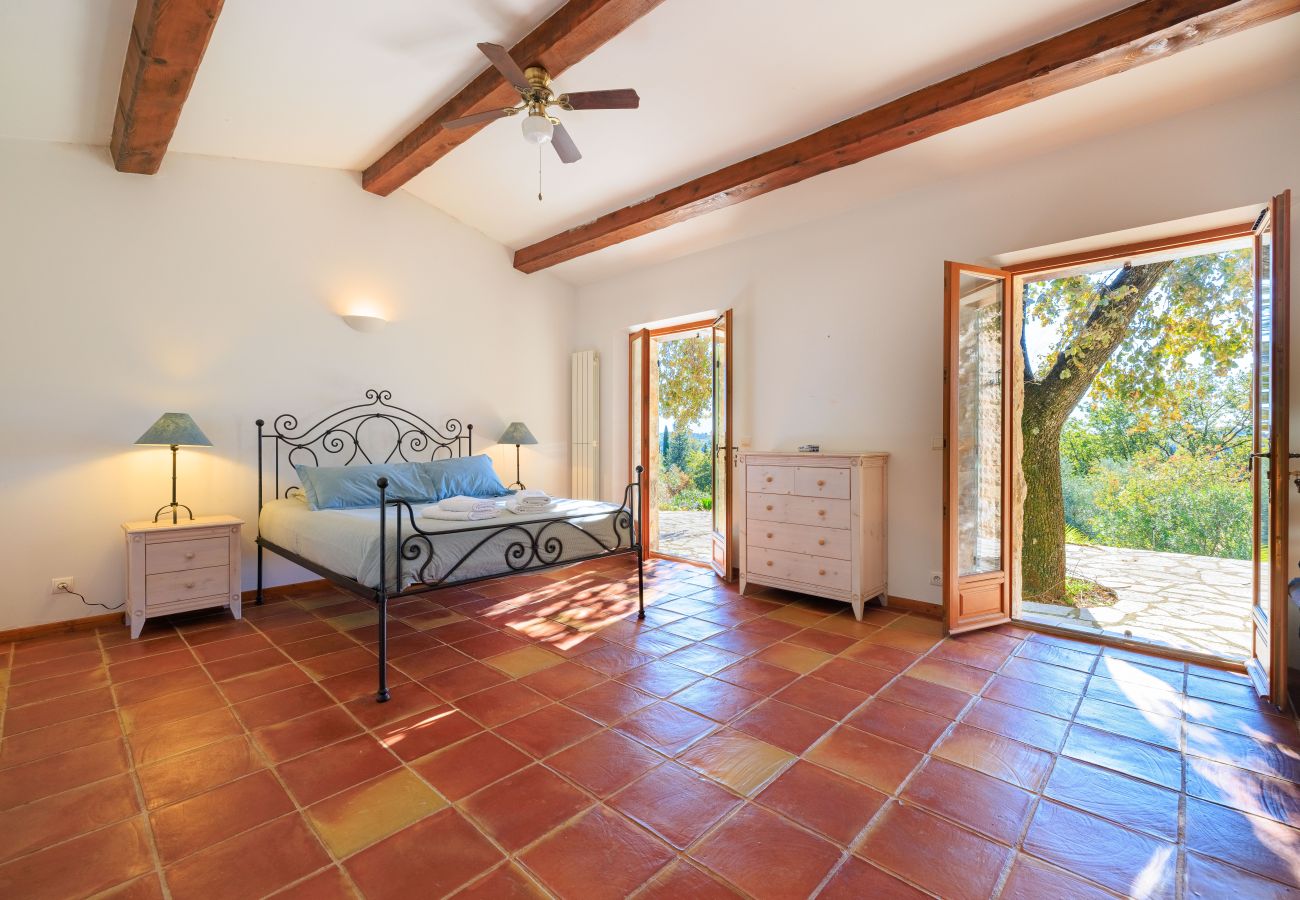 Villa à Tourrettes-sur-Loup - VILLA LA BERGERIE