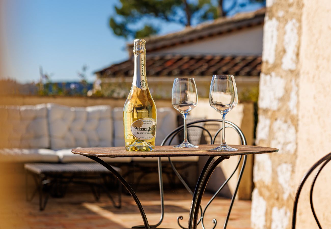 Maison à Saint Paul de Vence - VILLA MIRADOU