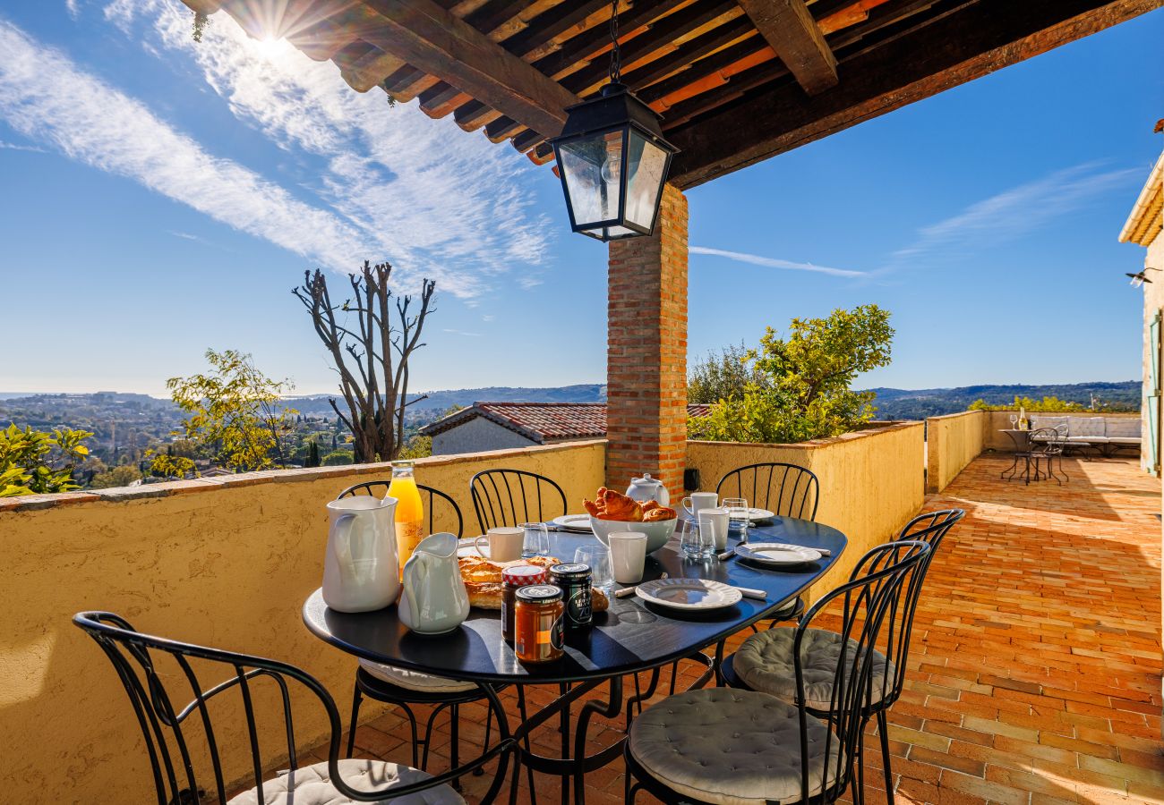 Maison à Saint Paul de Vence - VILLA MIRADOU