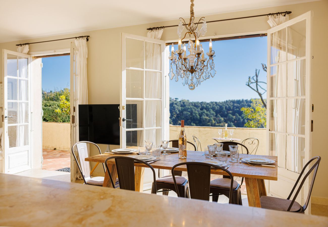 Maison à Saint Paul de Vence - VILLA MIRADOU