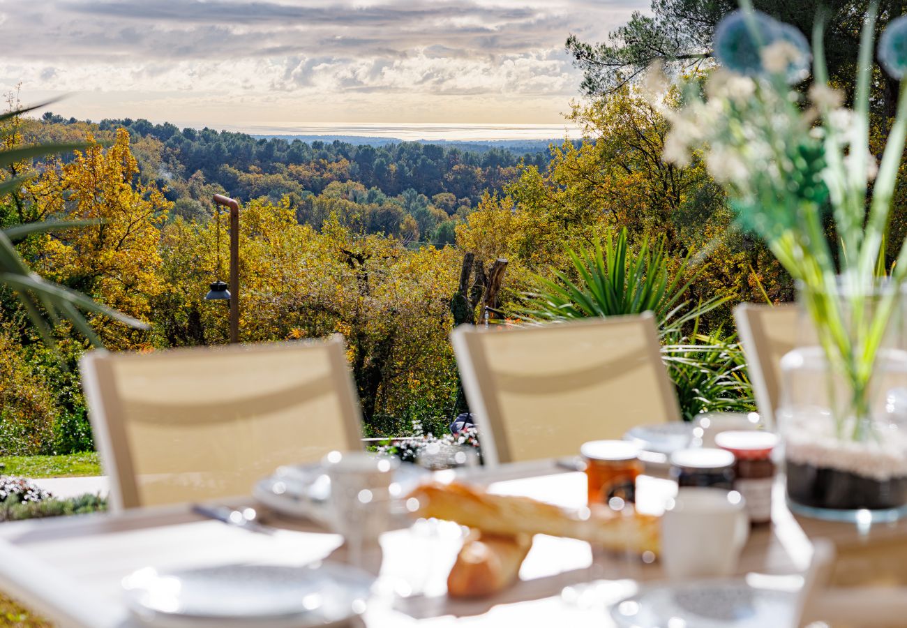 Villa à Tourrettes-sur-Loup - VILLA DU ROUCASSET