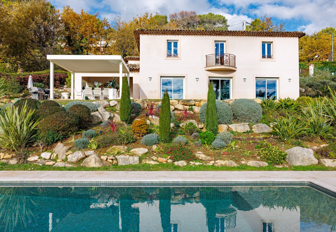 Villa à Tourrettes-sur-Loup - VILLA DU ROUCASSET