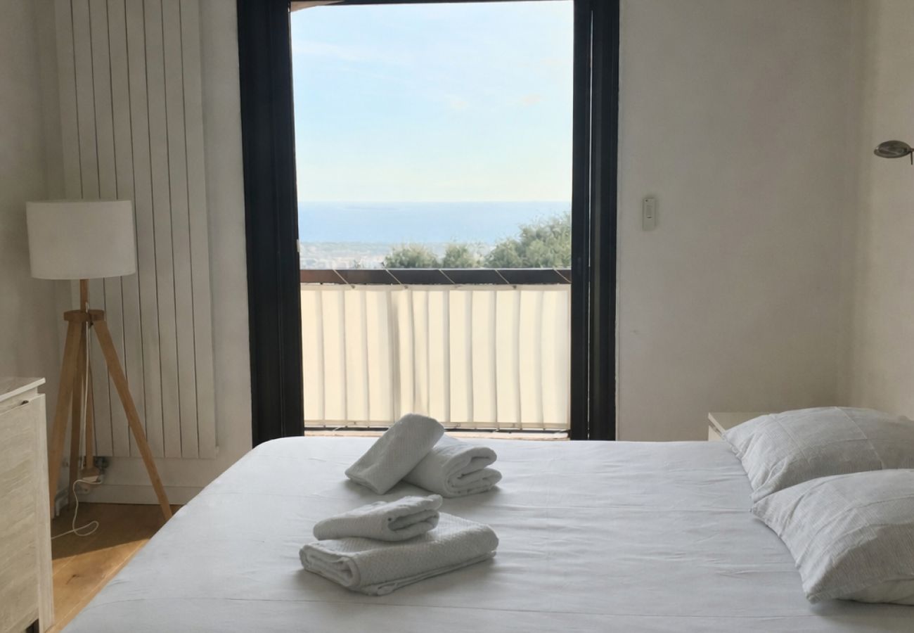 Appartement à Mandelieu-la-Napoule - APT LES ECRIVAINS