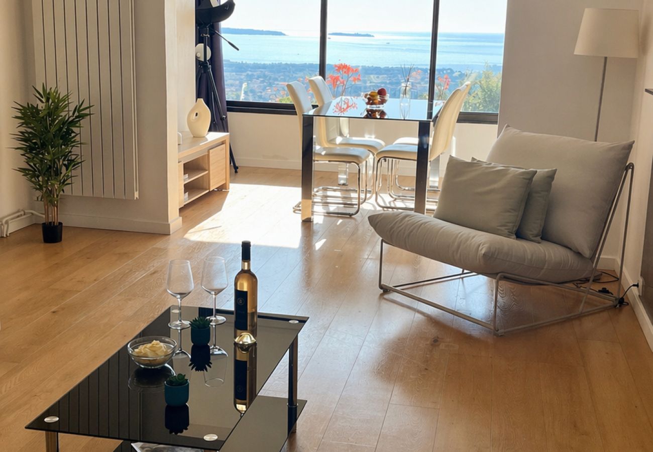 Appartement à Mandelieu-la-Napoule - APT LES ECRIVAINS