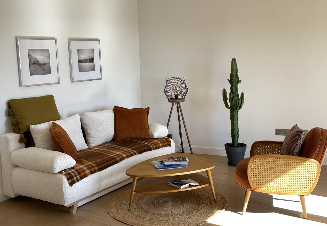 Appartement à Tourrettes-sur-Loup - APT LE NID