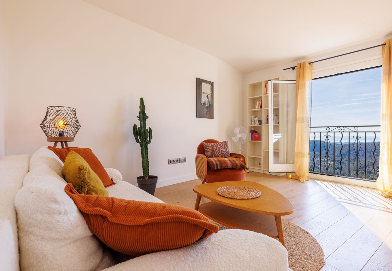 Appartement à Tourrettes-sur-Loup - APT LE NID