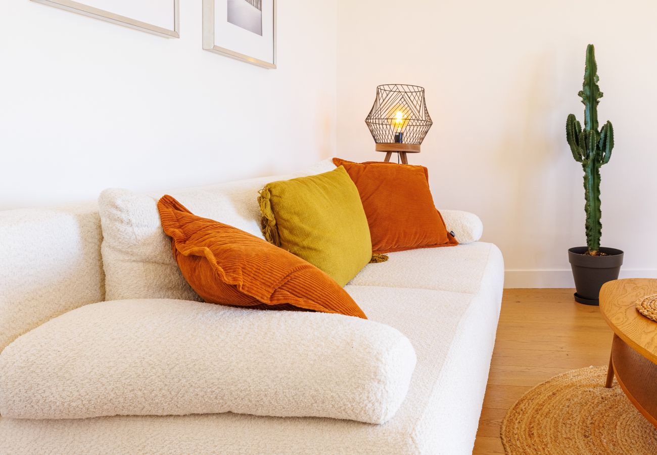 Appartement à Tourrettes-sur-Loup - APT LE NID
