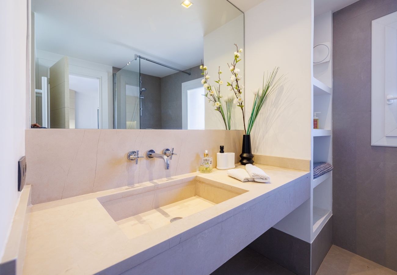 Appartement à Tourrettes-sur-Loup - APT LE NID