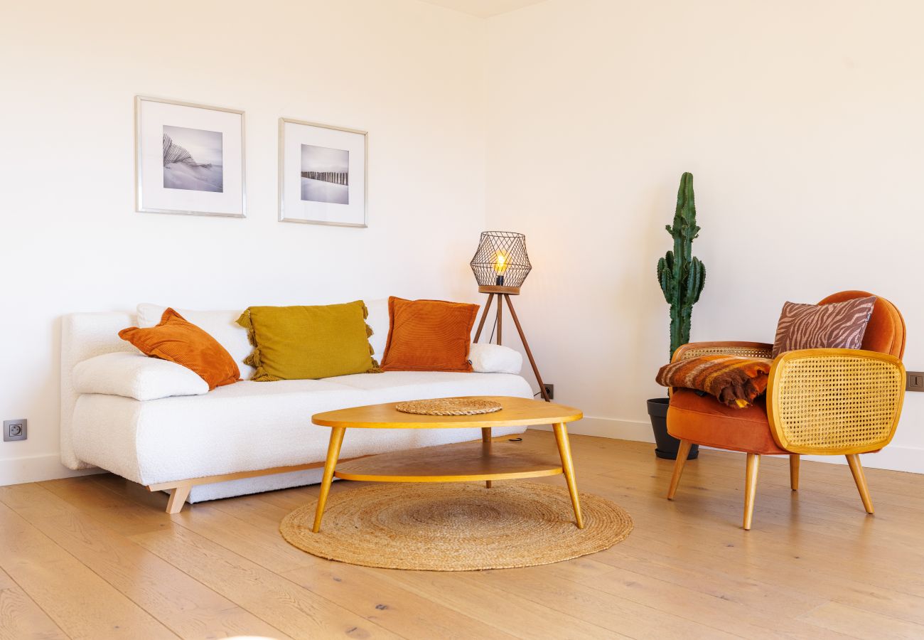 Appartement à Tourrettes-sur-Loup - APT LE NID