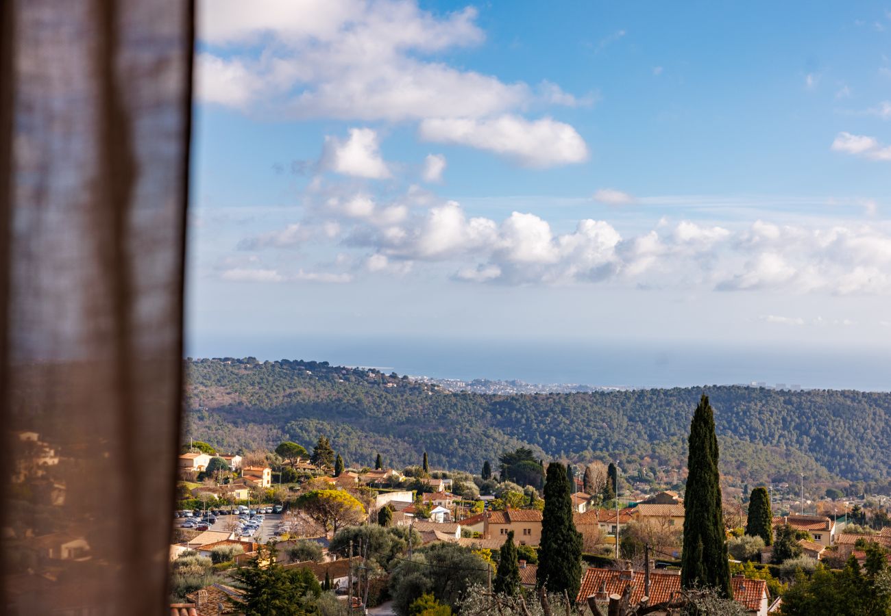 Villa à Tourrettes-sur-Loup - VILLA LE SOLEIL BLEU