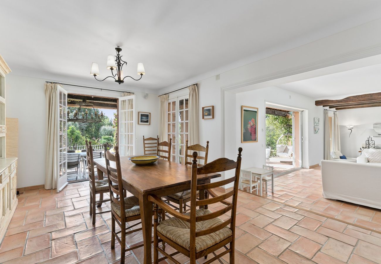 Villa à Tourrettes-sur-Loup - VILLA LES BERGUIERES