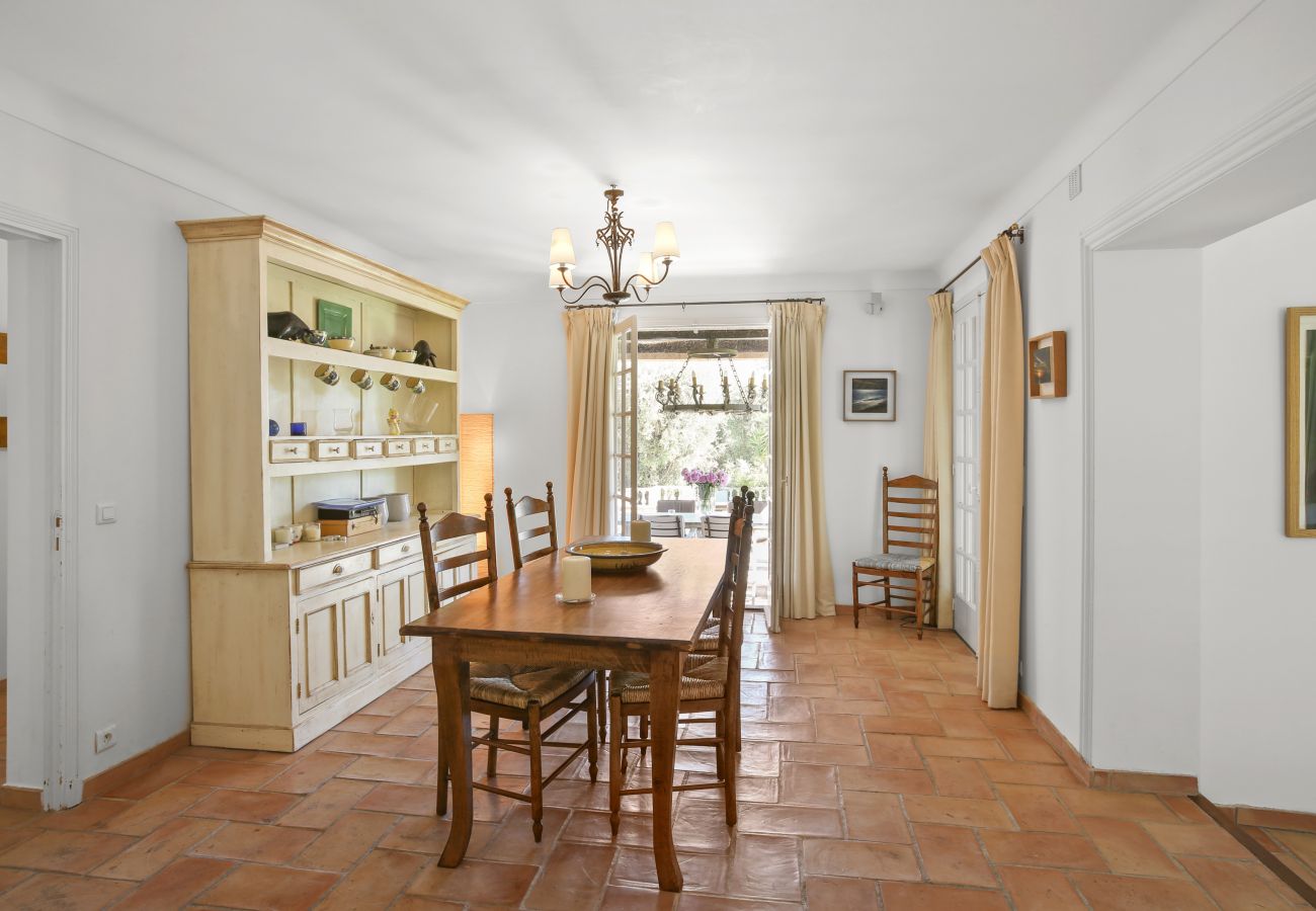 Villa à Tourrettes-sur-Loup - VILLA LES BERGUIERES