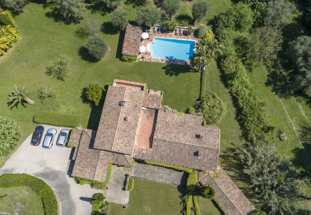 Villa à Tourrettes-sur-Loup - VILLA LES BERGUIERES