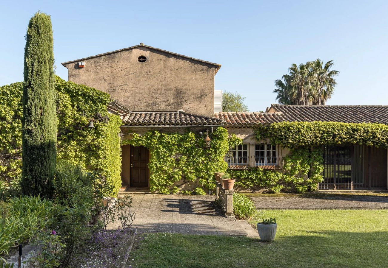 Villa à Tourrettes-sur-Loup - VILLA LES BERGUIERES
