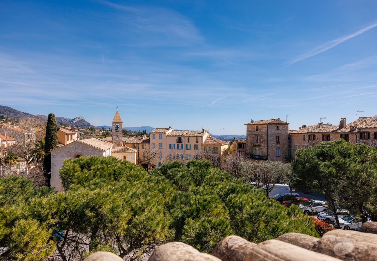 Appartement à Tourrettes-sur-Loup - APT LE FRENE