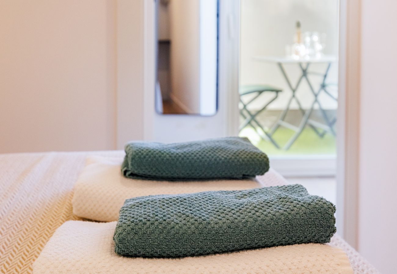 Appartement à Tourrettes-sur-Loup - APT LE FRENE