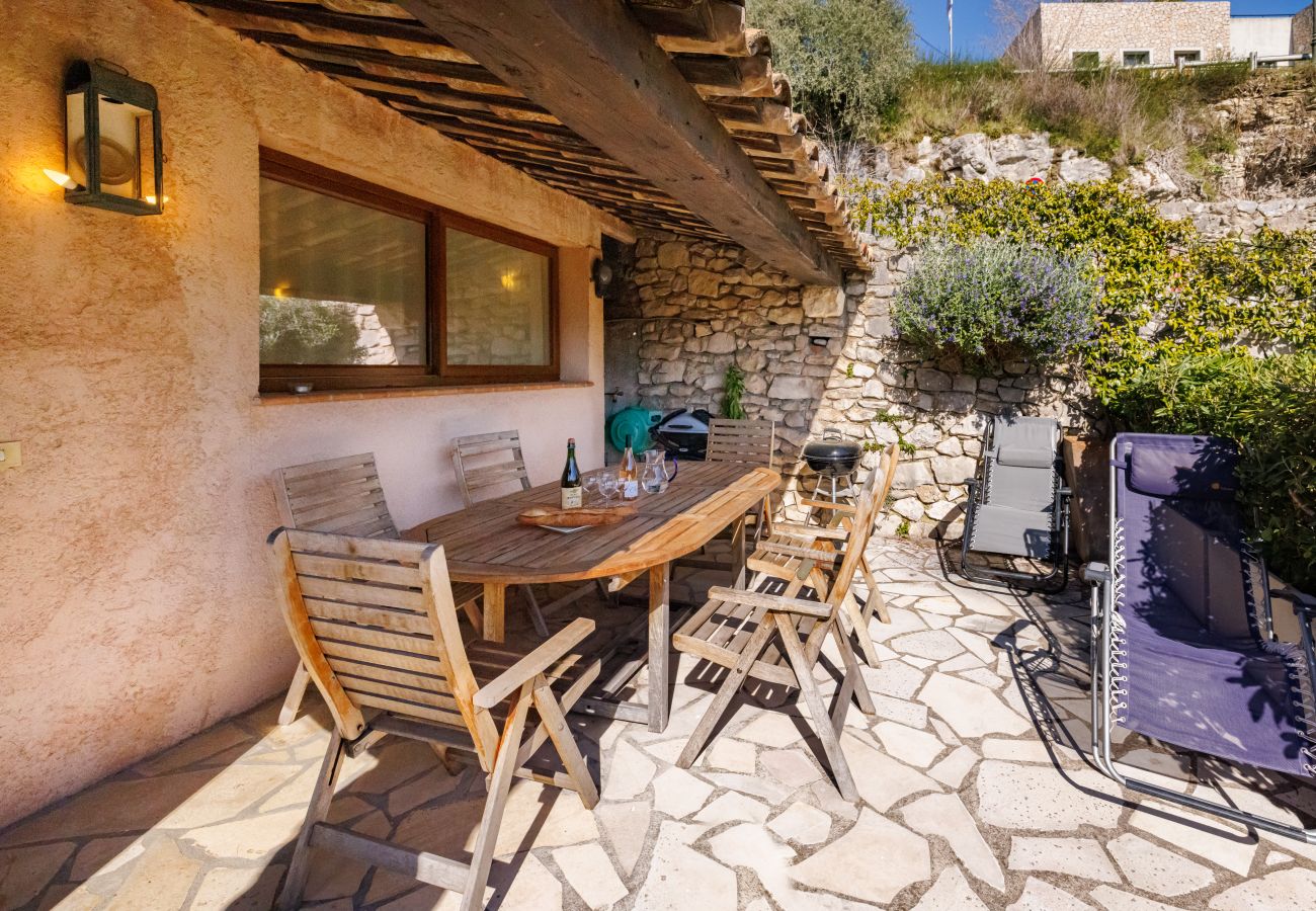 Appartement à Tourrettes-sur-Loup - APT MOULIN ST-JEAN