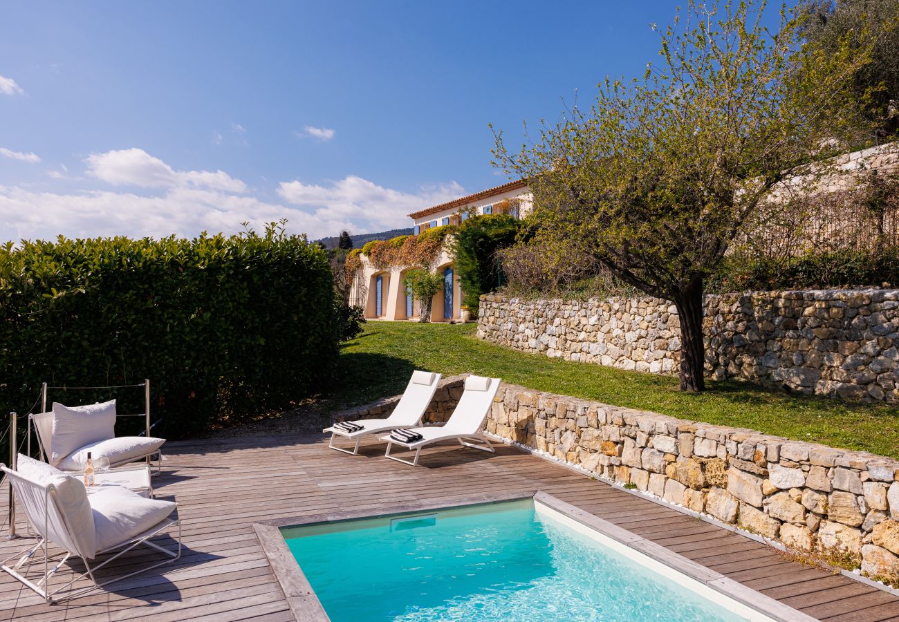 Maison à Tourrettes-sur-Loup - LA CABANETTE