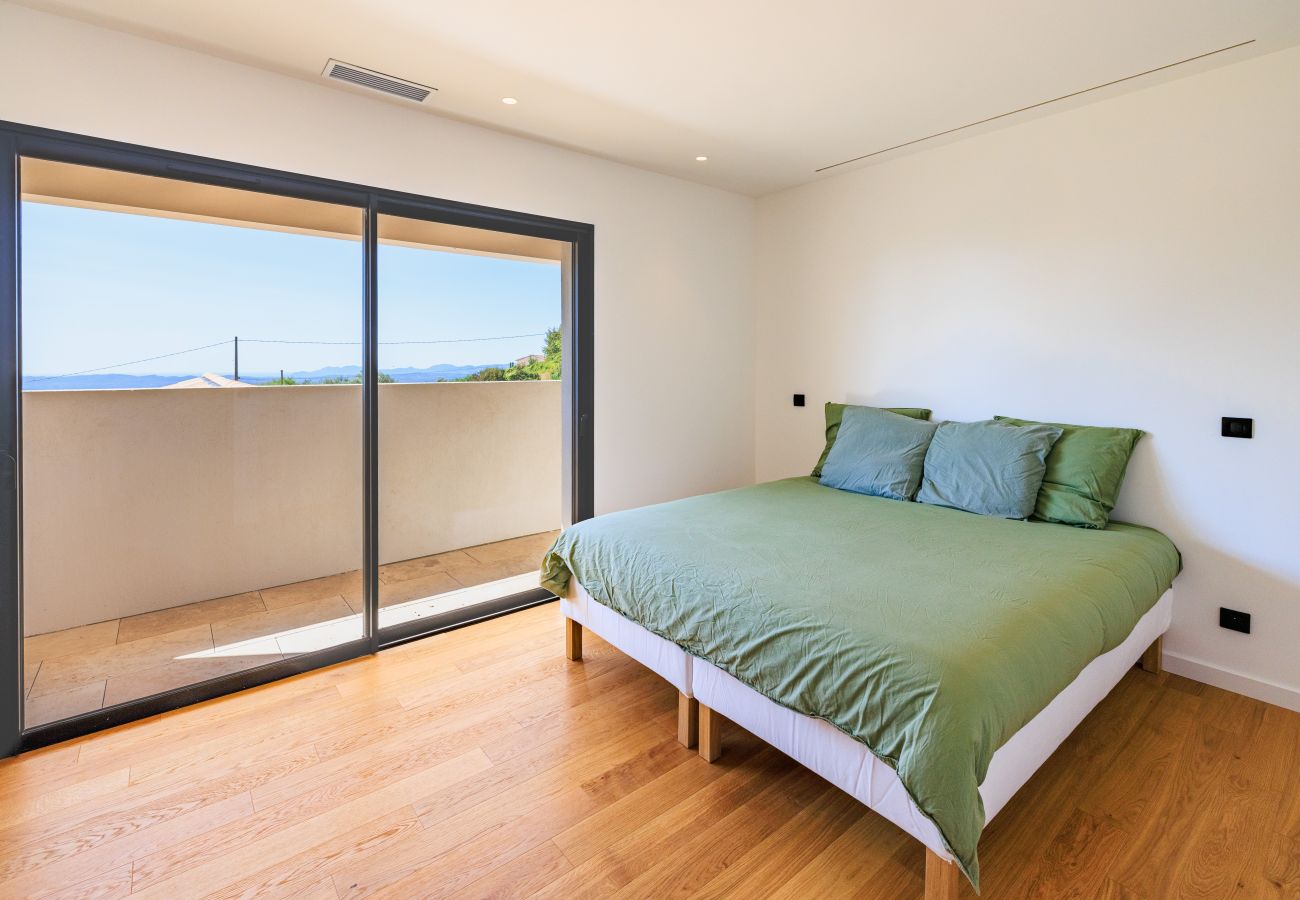 Villa à Tourretes sur Loup - VILLA LA LUMIÈRE