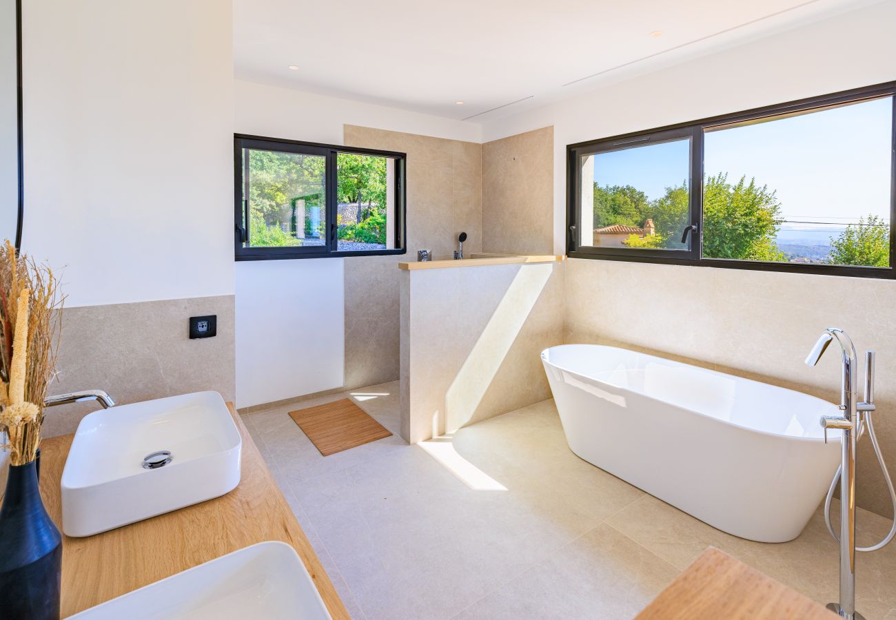 Villa à Tourretes sur Loup - VILLA LA LUMIÈRE