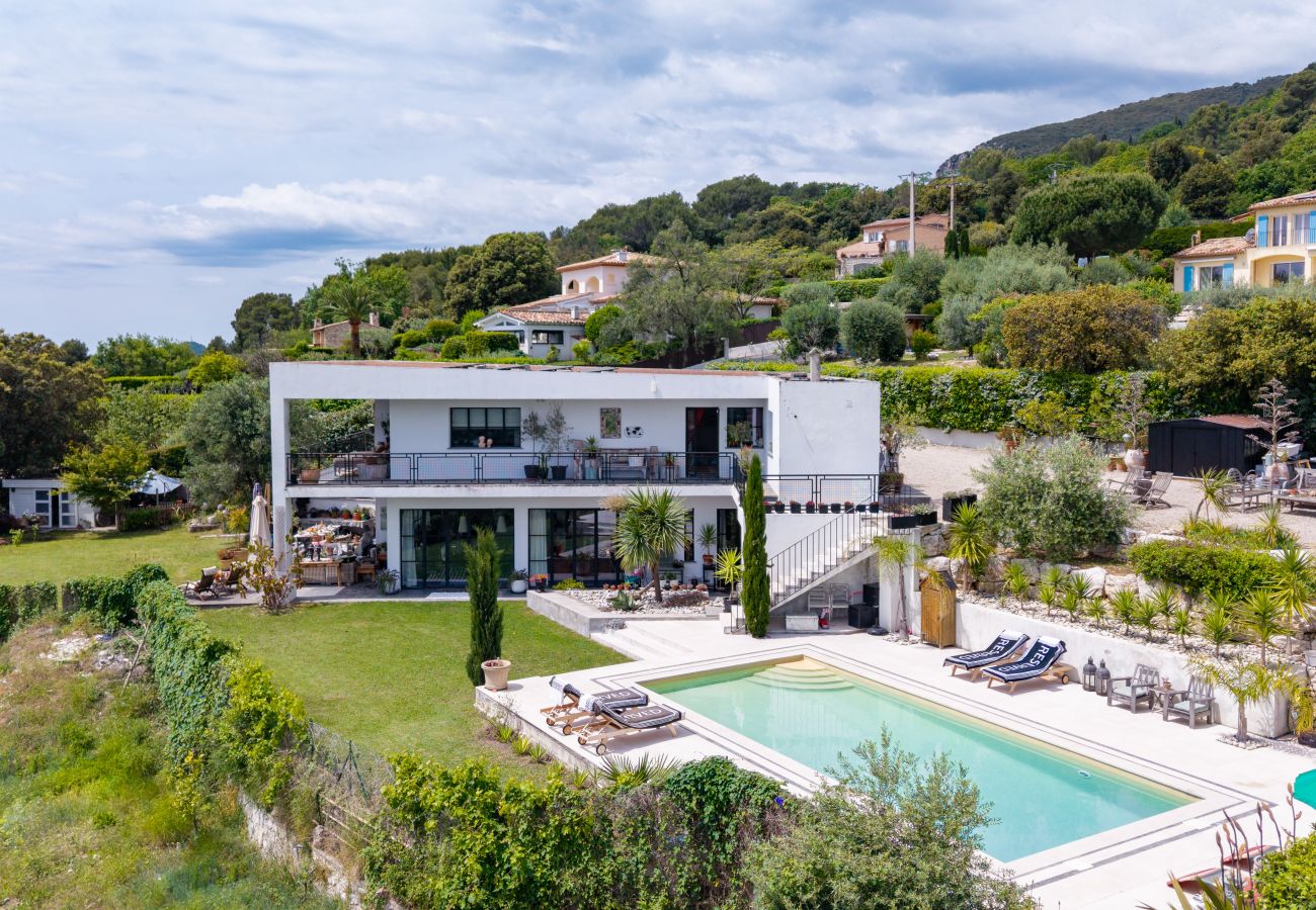 Villa à Tourrettes-sur-Loup - VILLA LES CANETTES