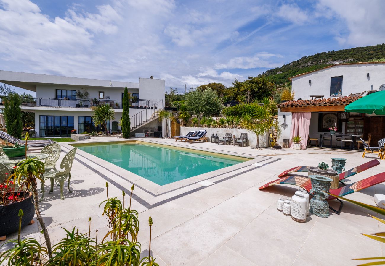 Villa à Tourrettes-sur-Loup - VILLA LES CANETTES