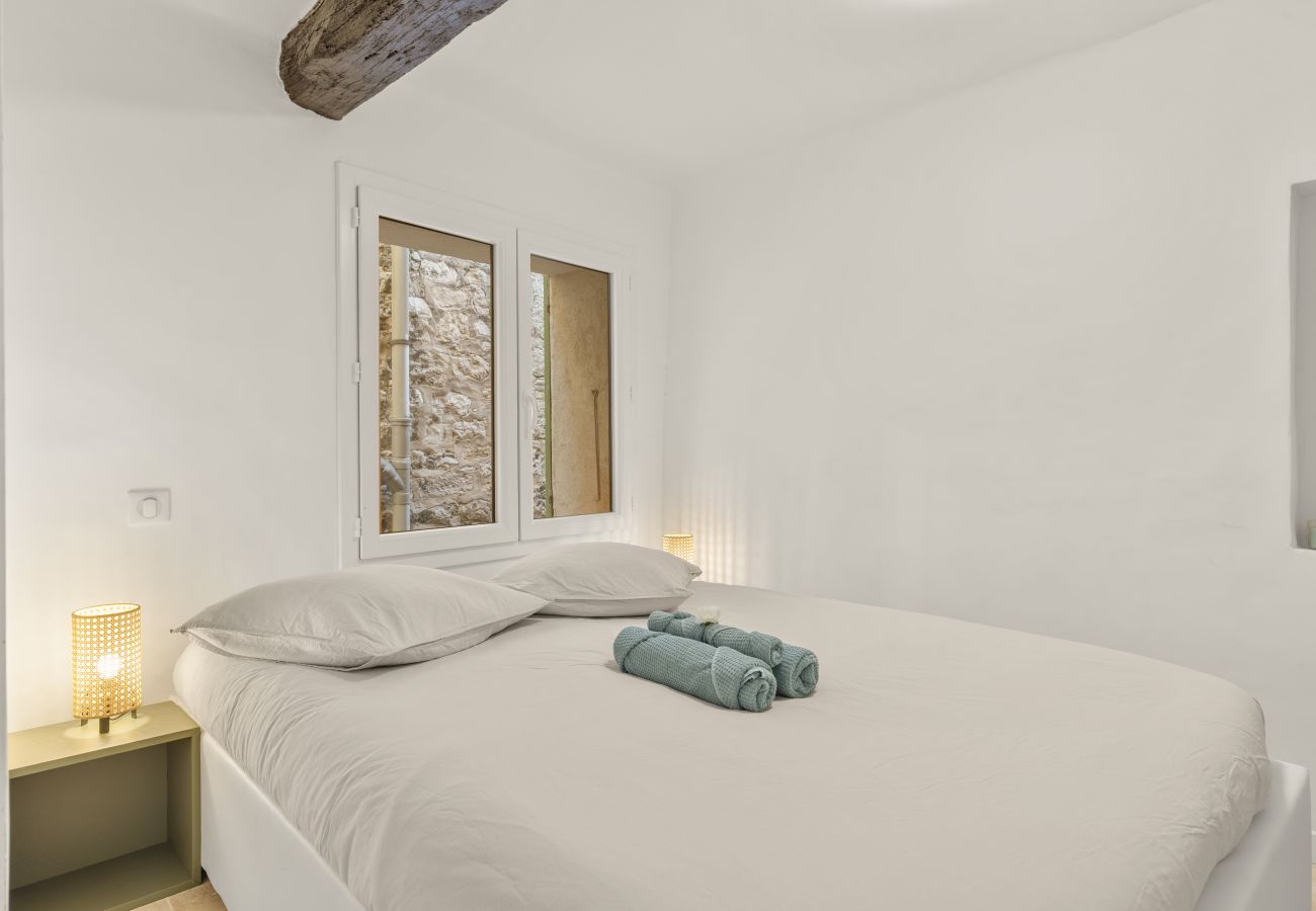Appartement à Tourrettes-sur-Loup - APT DU BREC