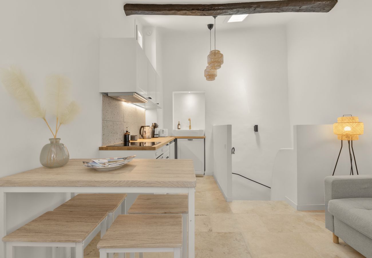 Appartement à Tourrettes-sur-Loup - APT DU BREC