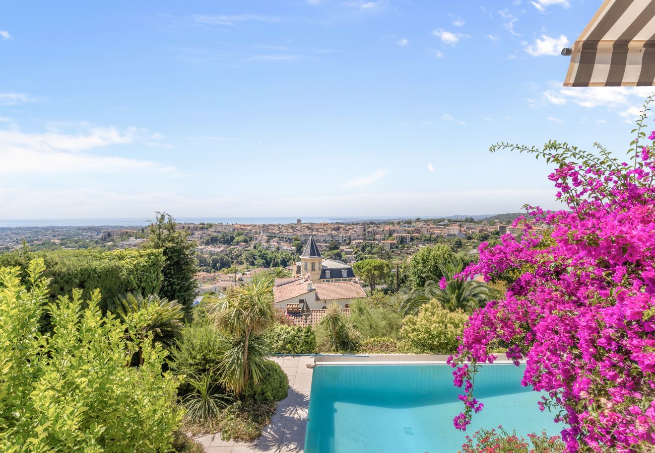Villa à Vence - MAS DES CIGALES